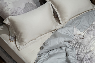 Комплект постельного белья "Нувола" серый семейный с наволочками 70х70см